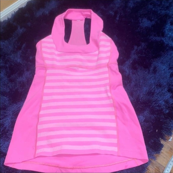 Lululemon - Picture 2 of 4